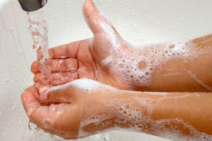 kid washing hands
